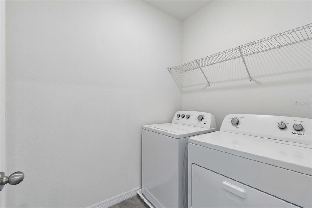 En Renta: $3,000 (5 camas, 3 baños, 2605 Pies cuadrados)