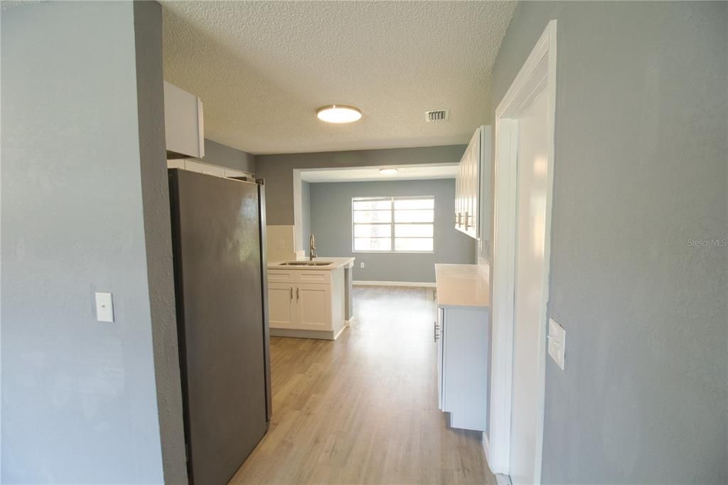 В аренду: $1,600 (2 спален, 1 ванн, 868 Квадратных фут)