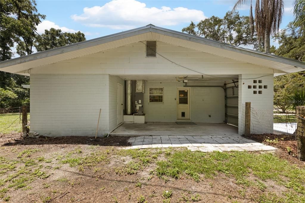 For Sale: $259,900 (3 beds, 2 baths, 1488 Square Feet)