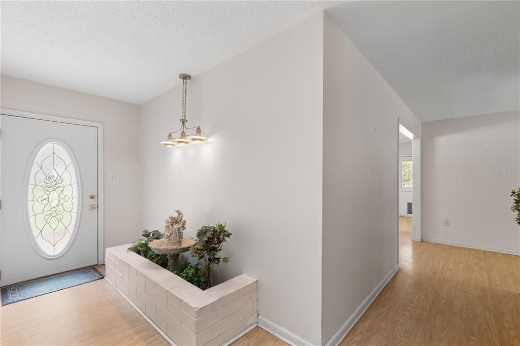 For Sale: $259,900 (3 beds, 2 baths, 1488 Square Feet)