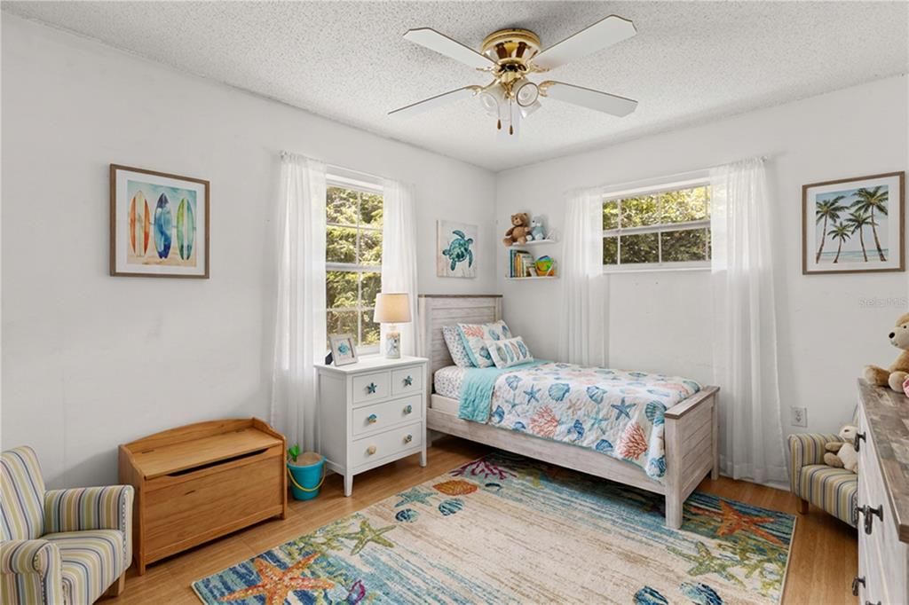 For Sale: $259,900 (3 beds, 2 baths, 1488 Square Feet)