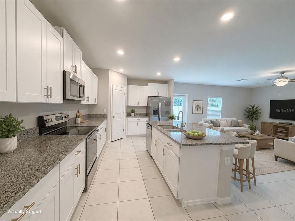 For Rent: $2,850 (5 beds, 2 baths, 2217 Square Feet)