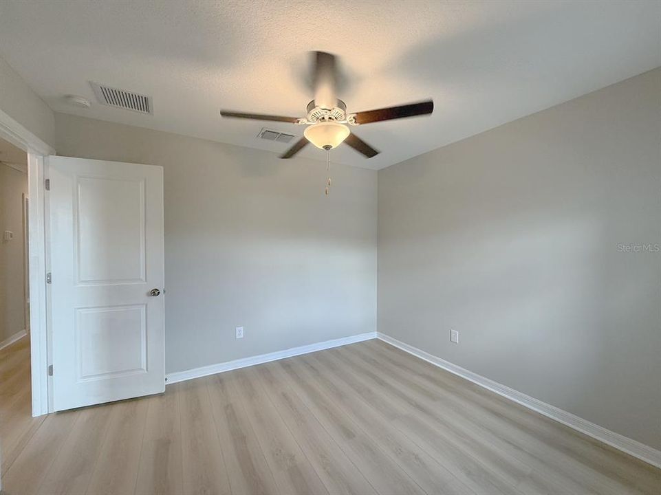 For Rent: $2,850 (5 beds, 2 baths, 2217 Square Feet)