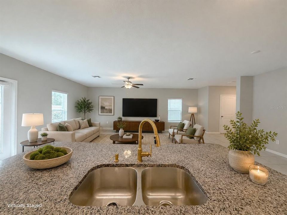 For Rent: $2,850 (5 beds, 2 baths, 2217 Square Feet)