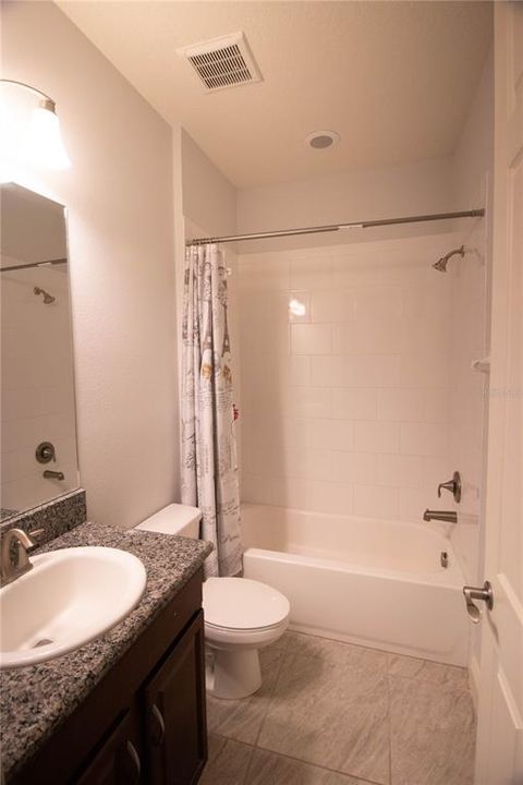 En Venta: $820,000 (4 camas, 4 baños, 3163 Pies cuadrados)