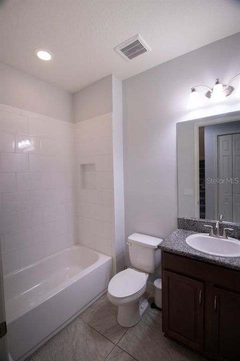 En Venta: $820,000 (4 camas, 4 baños, 3163 Pies cuadrados)