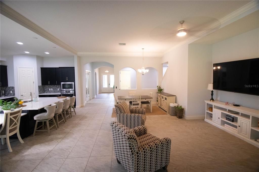 En Venta: $820,000 (4 camas, 4 baños, 3163 Pies cuadrados)