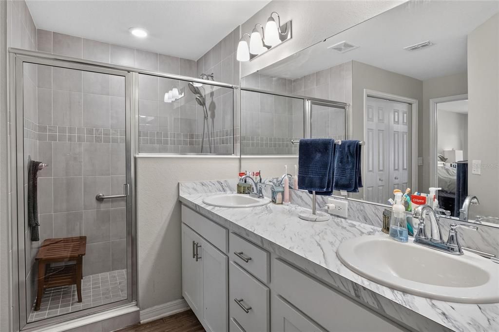 For Sale: $362,000 (3 beds, 2 baths, 2082 Square Feet)