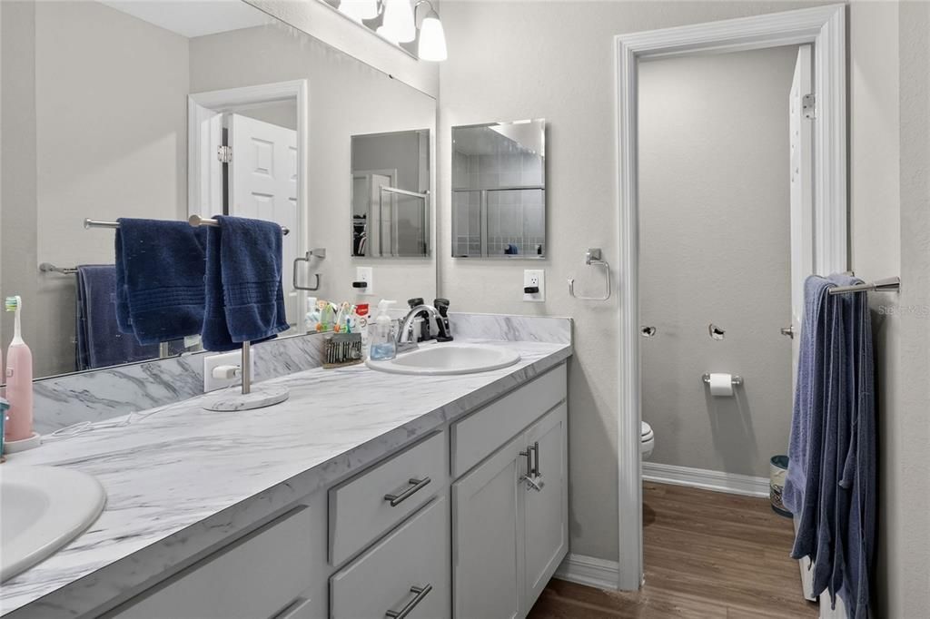 For Sale: $362,000 (3 beds, 2 baths, 2082 Square Feet)