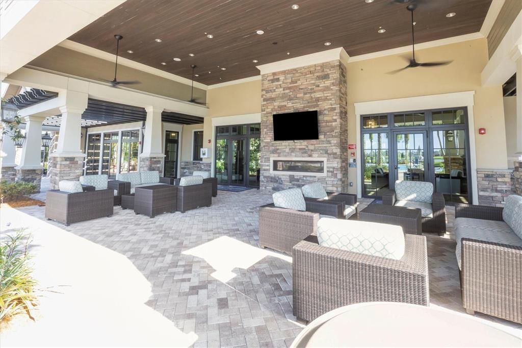 For Sale: $480,000 (2 beds, 2 baths, 1428 Square Feet)