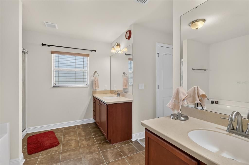 For Sale: $365,000 (4 beds, 2 baths, 2307 Square Feet)