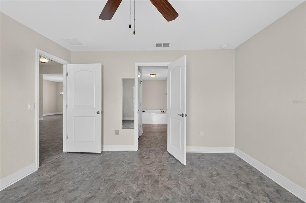 For Sale: $365,000 (4 beds, 2 baths, 2307 Square Feet)