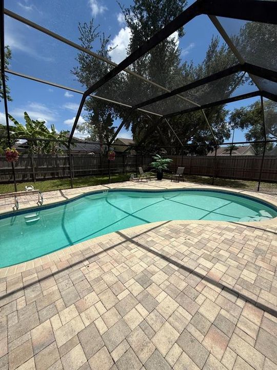 En Venta: $480,000 (3 camas, 2 baños, 1966 Pies cuadrados)