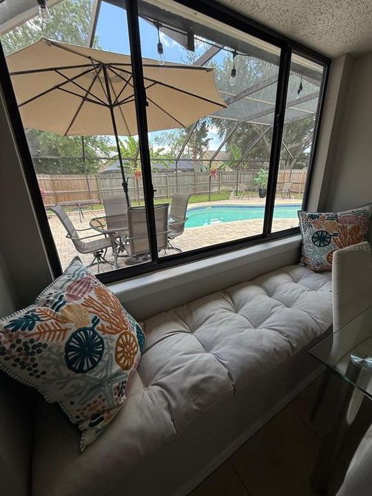 En Venta: $480,000 (3 camas, 2 baños, 1966 Pies cuadrados)