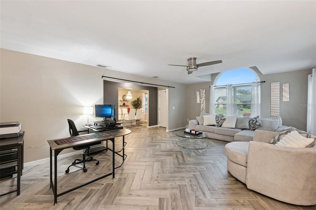 For Sale: $384,900 (3 beds, 2 baths, 2039 Square Feet)