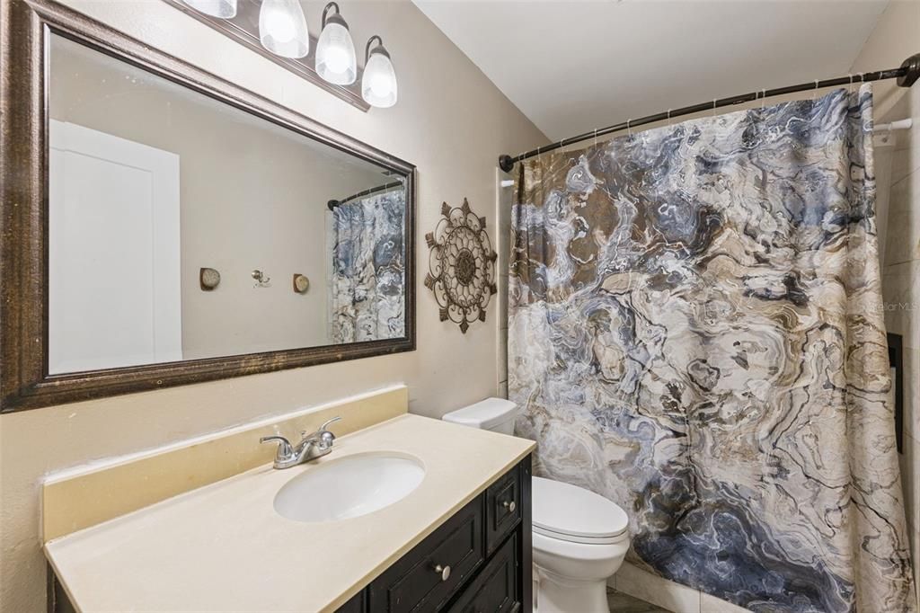 For Sale: $384,900 (3 beds, 2 baths, 2039 Square Feet)