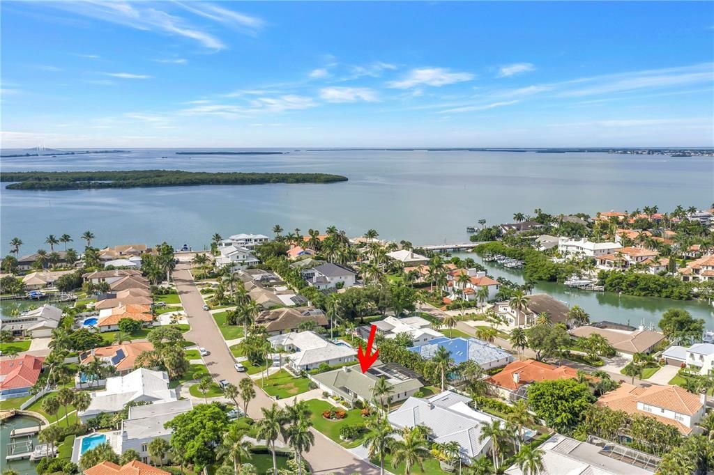 For Sale: $995,000 (4 beds, 3 baths, 2688 Square Feet)
