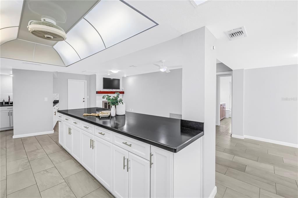 For Sale: $995,000 (4 beds, 3 baths, 2688 Square Feet)