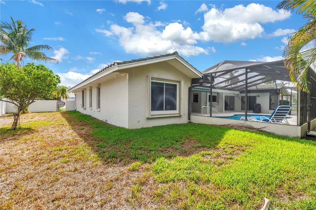 For Sale: $995,000 (4 beds, 3 baths, 2688 Square Feet)