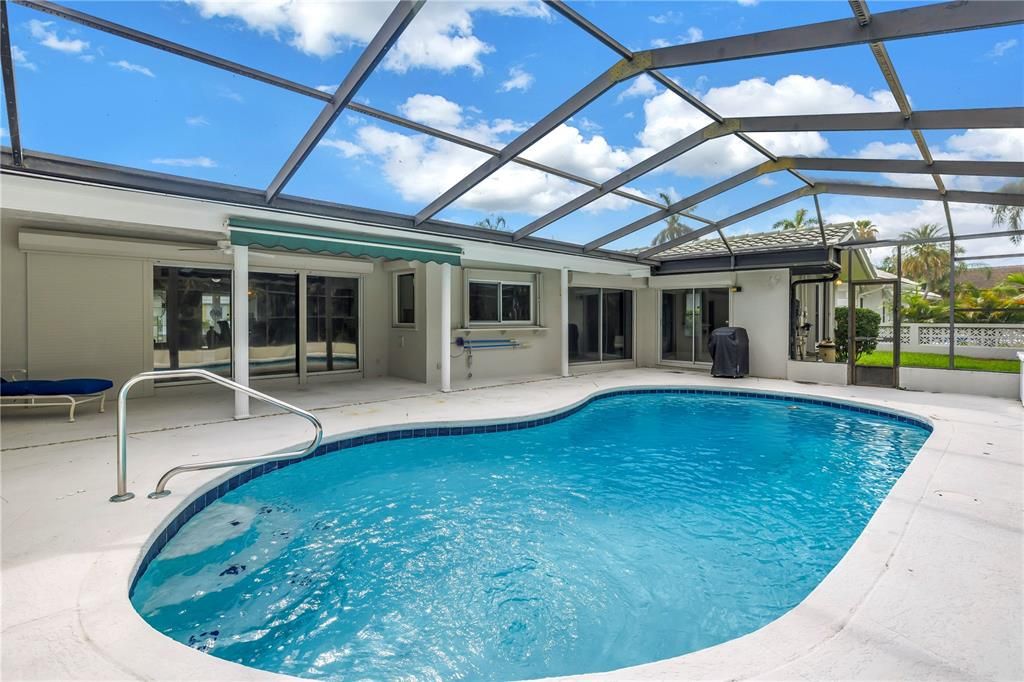 For Sale: $995,000 (4 beds, 3 baths, 2688 Square Feet)
