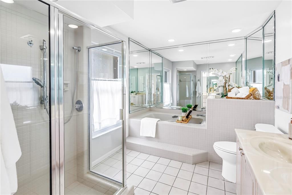 For Sale: $995,000 (4 beds, 3 baths, 2688 Square Feet)