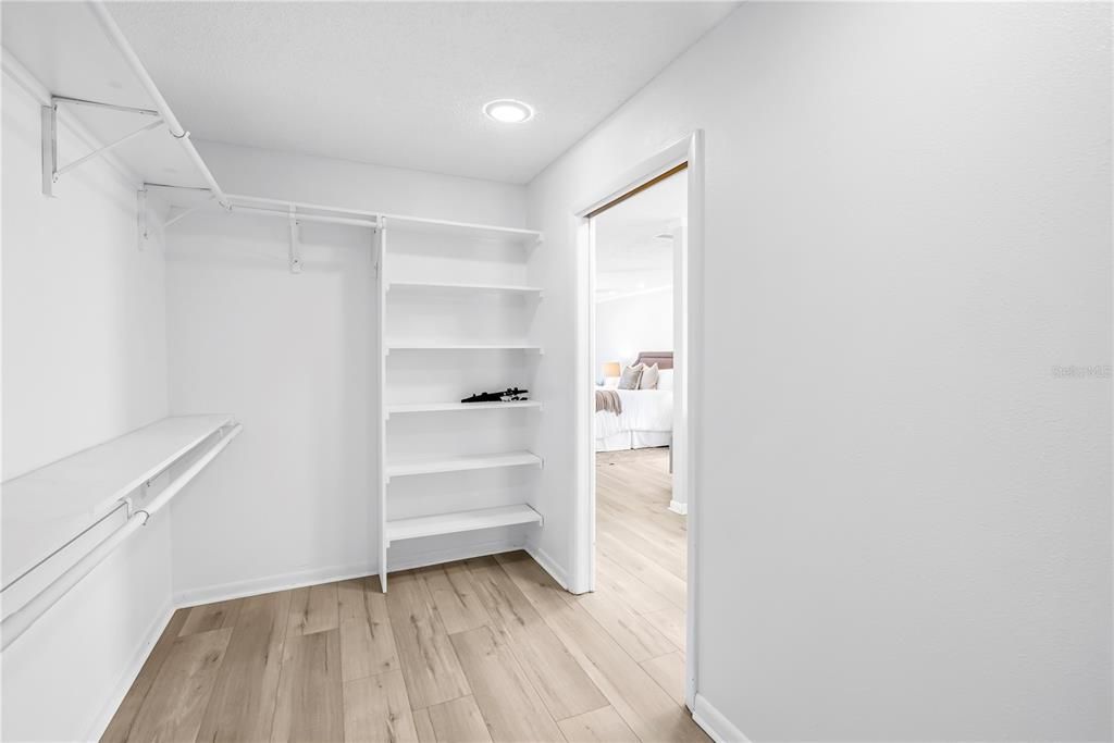 For Sale: $995,000 (4 beds, 3 baths, 2688 Square Feet)
