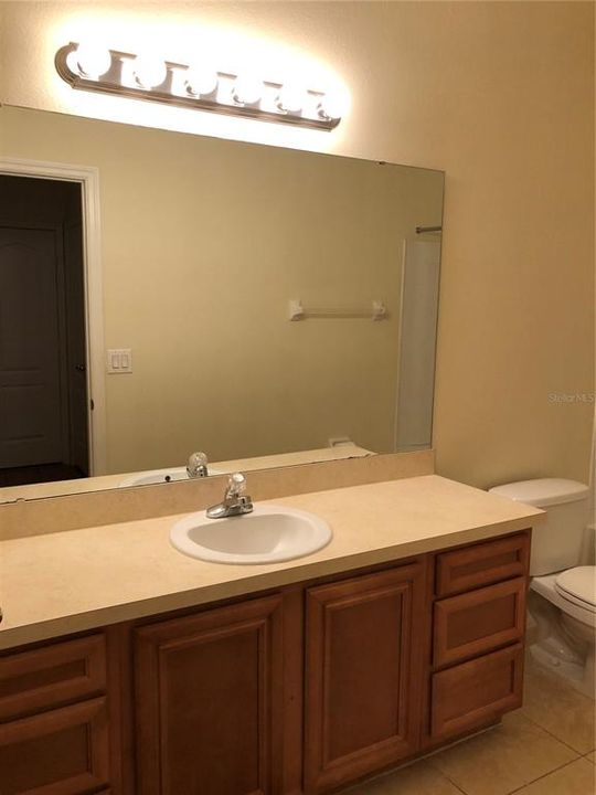 For Rent: $2,295 (3 beds, 2 baths, 1614 Square Feet)