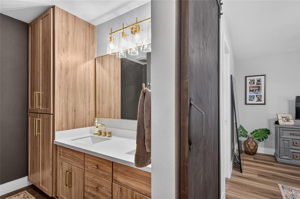 En Venta: $650,000 (3 camas, 2 baños, 1592 Pies cuadrados)