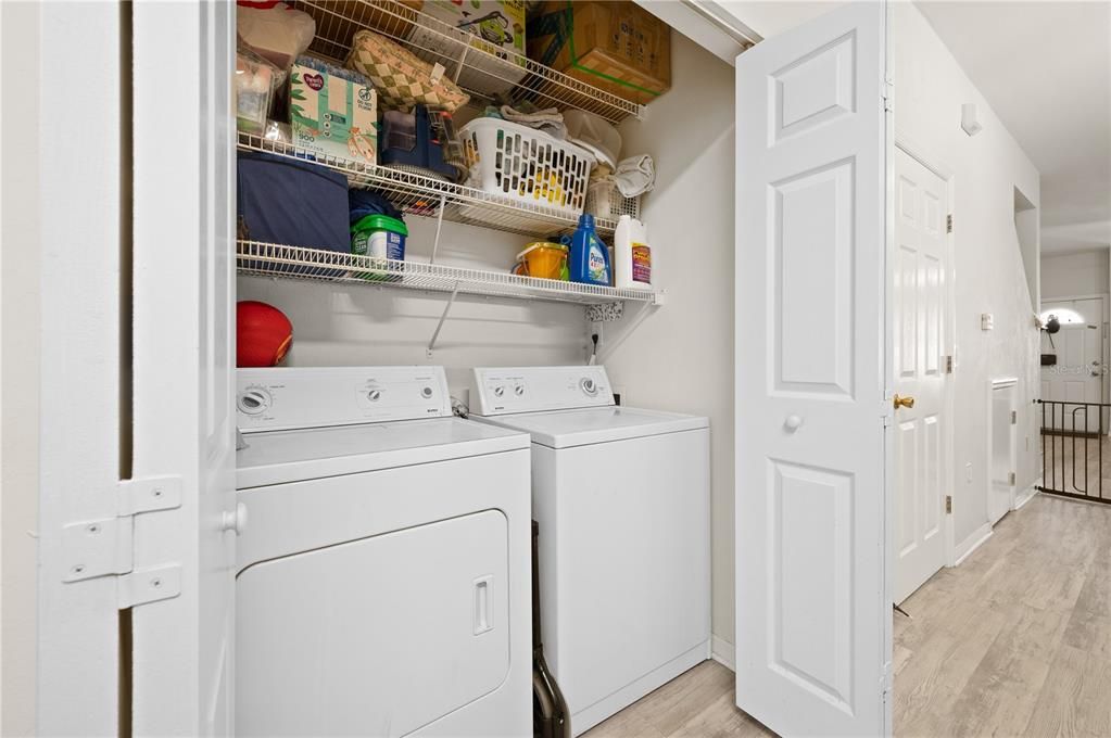 For Sale: $175,900 (2 beds, 2 baths, 1176 Square Feet)