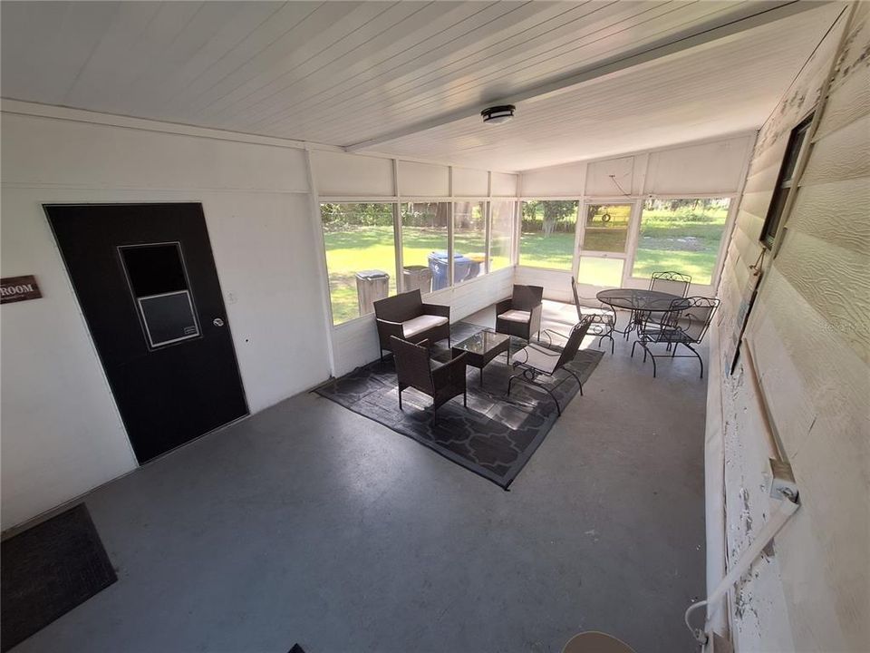 En Renta: $1,895 (3 camas, 2 baños, 1296 Pies cuadrados)