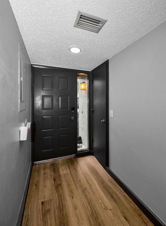 En Venta: $246,000 (2 camas, 2 baños, 1200 Pies cuadrados)