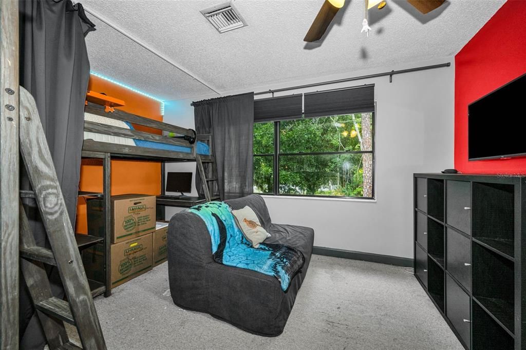 En Venta: $246,000 (2 camas, 2 baños, 1200 Pies cuadrados)