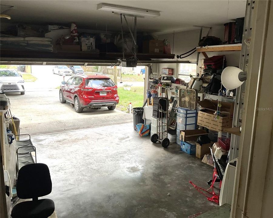 For Sale: $270,000 (3 beds, 2 baths, 1281 Square Feet)