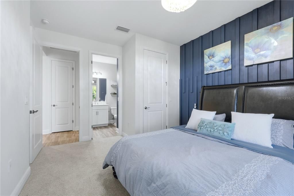 En Venta: $999,980 (4 camas, 4 baños, 3182 Pies cuadrados)