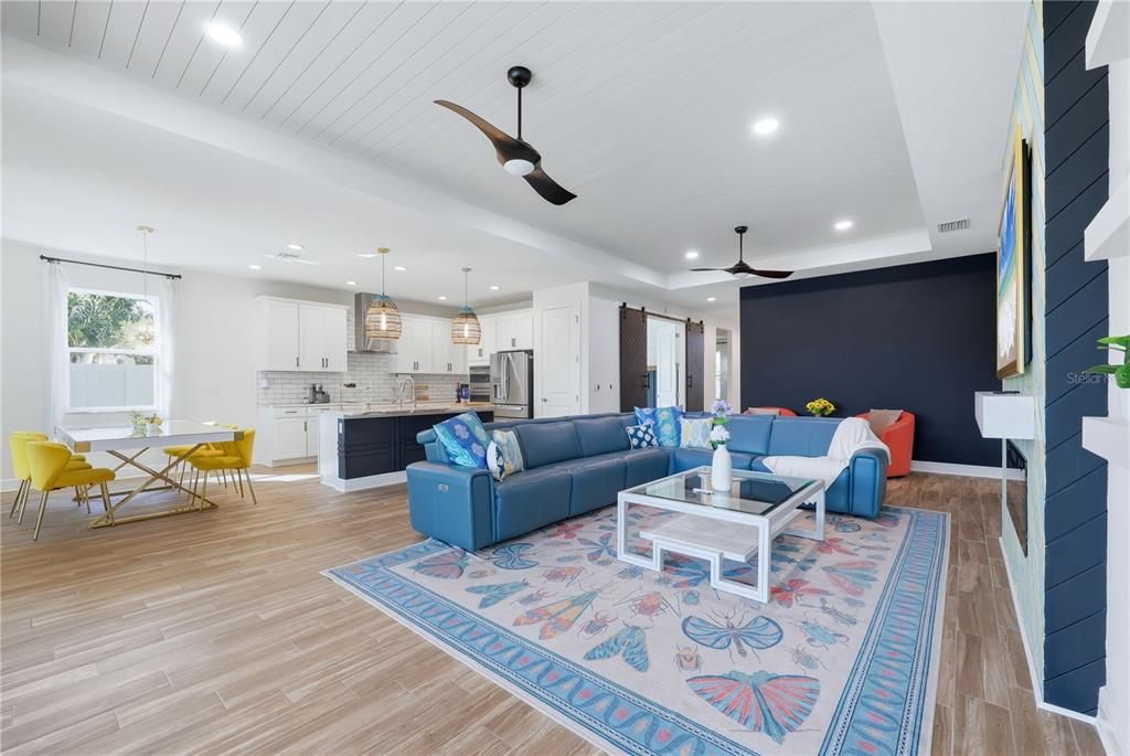 En Venta: $999,980 (4 camas, 4 baños, 3182 Pies cuadrados)