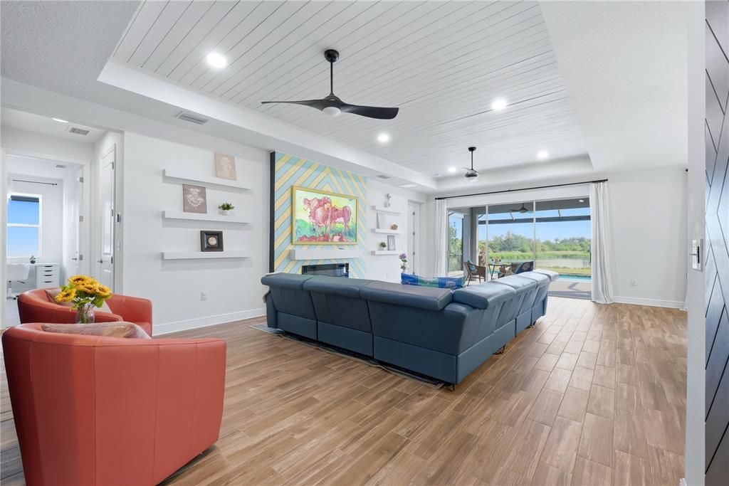 En Venta: $999,980 (4 camas, 4 baños, 3182 Pies cuadrados)