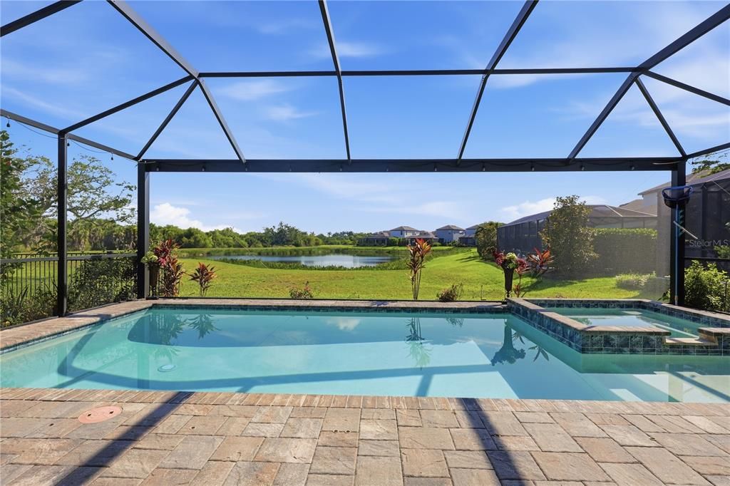 En Venta: $999,980 (4 camas, 4 baños, 3182 Pies cuadrados)