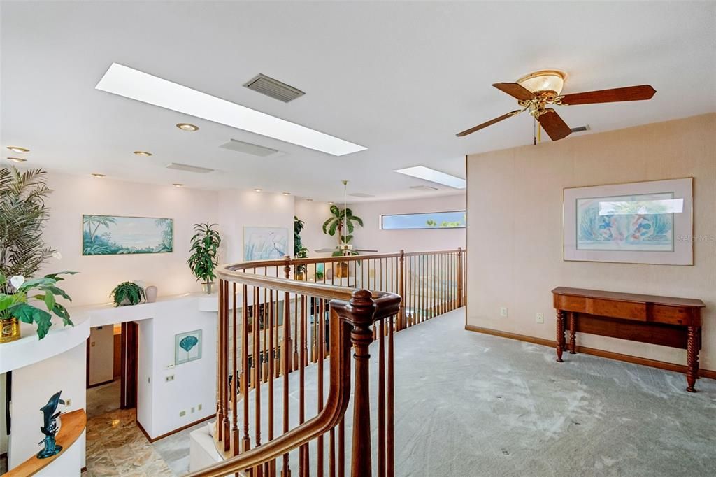 En Venta: $1,350,000 (4 camas, 3 baños, 3259 Pies cuadrados)