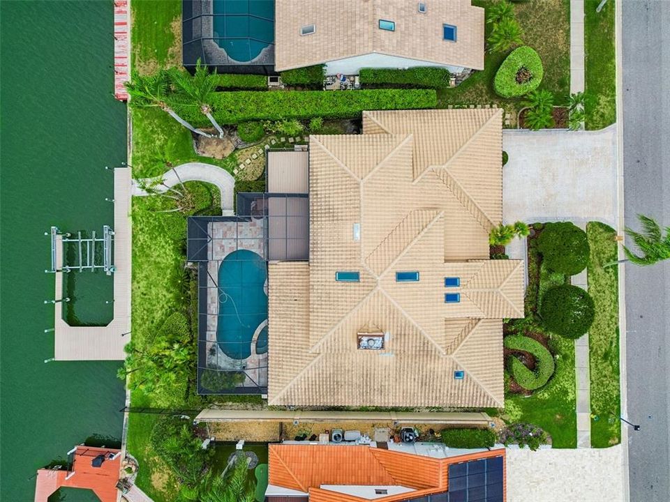 En Venta: $1,350,000 (4 camas, 3 baños, 3259 Pies cuadrados)