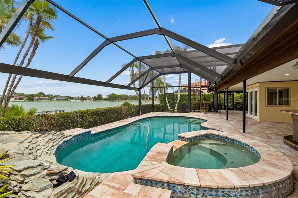 En Venta: $1,350,000 (4 camas, 3 baños, 3259 Pies cuadrados)