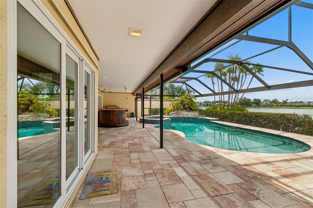 En Venta: $1,350,000 (4 camas, 3 baños, 3259 Pies cuadrados)