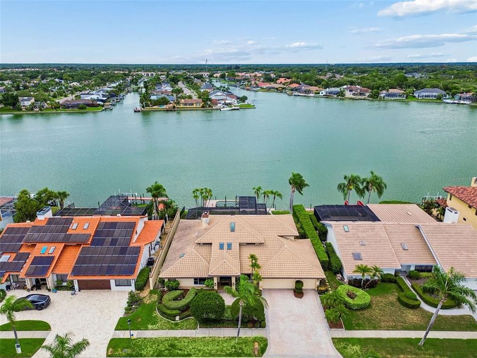 En Venta: $1,350,000 (4 camas, 3 baños, 3259 Pies cuadrados)
