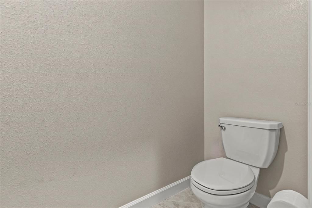 На продажу: $339,000 (3 спален, 2 ванн, 1801 Квадратных фут)