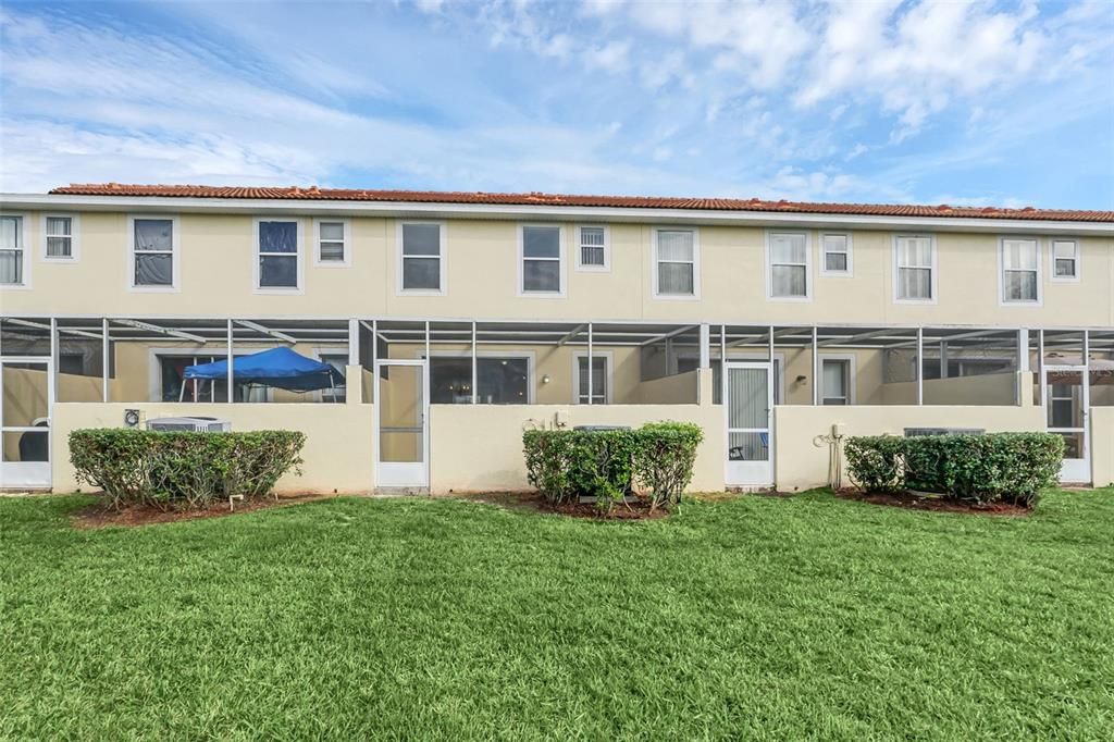 For Rent: $2,150 (3 beds, 2 baths, 1468 Square Feet)