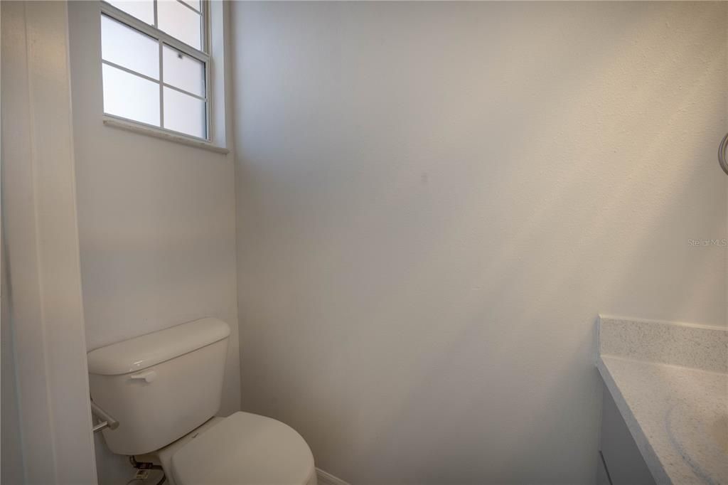 For Rent: $2,150 (3 beds, 2 baths, 1468 Square Feet)