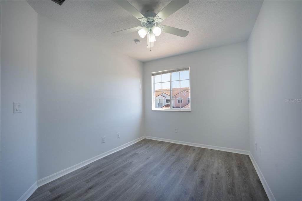 For Rent: $2,150 (3 beds, 2 baths, 1468 Square Feet)