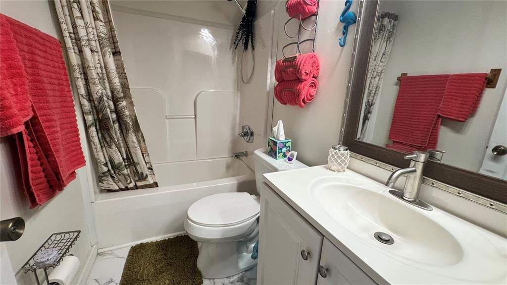For Rent: $1,650 (3 beds, 2 baths, 1512 Square Feet)