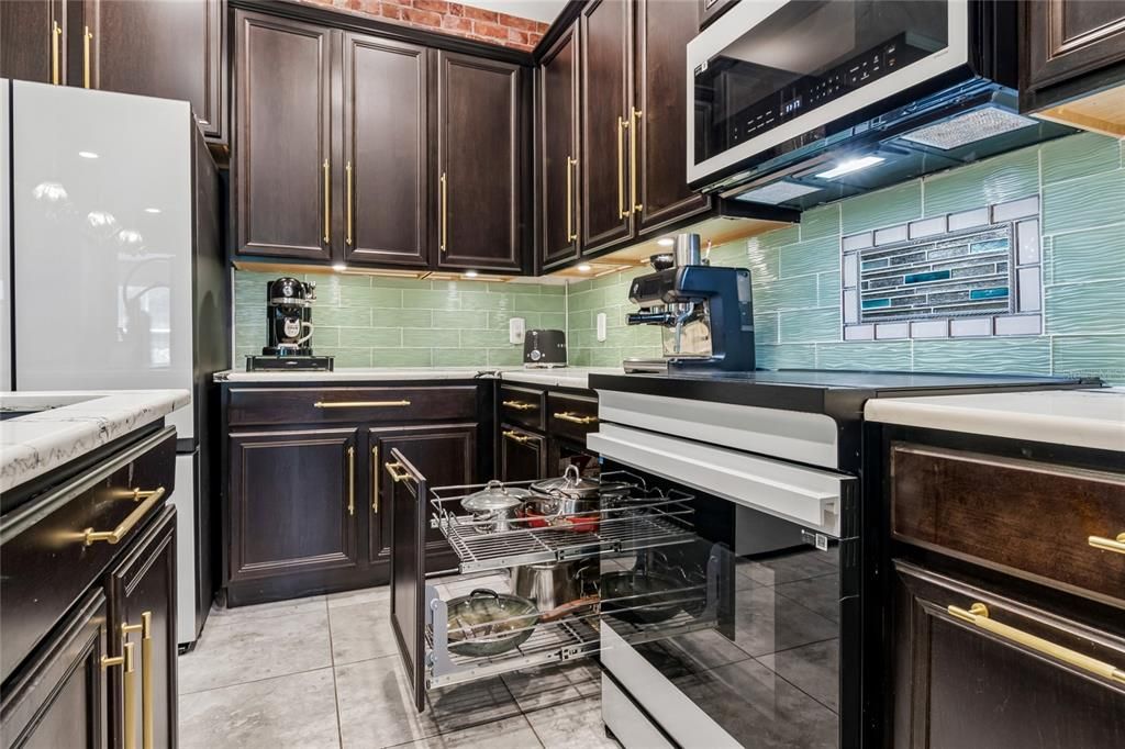 En Venta: $295,000 (2 camas, 2 baños, 1499 Pies cuadrados)