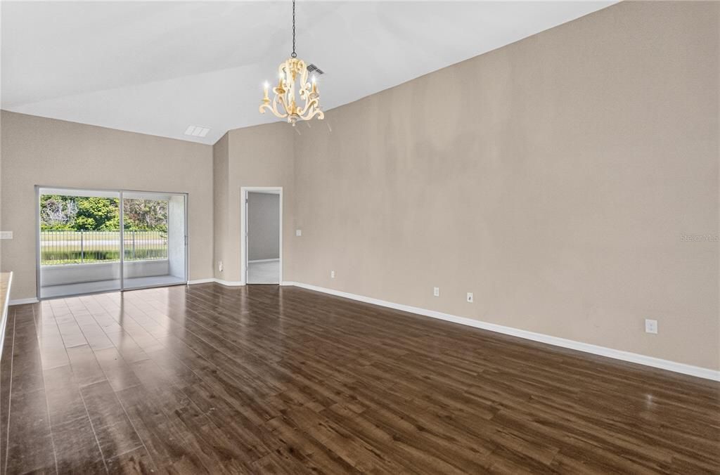 На продажу: $415,000 (3 спален, 2 ванн, 1987 Квадратных фут)