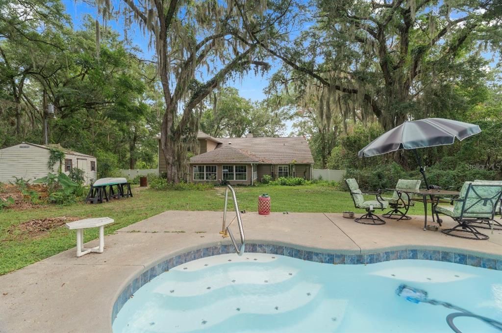 For Sale: $749,900 (5 beds, 3 baths, 4217 Square Feet)